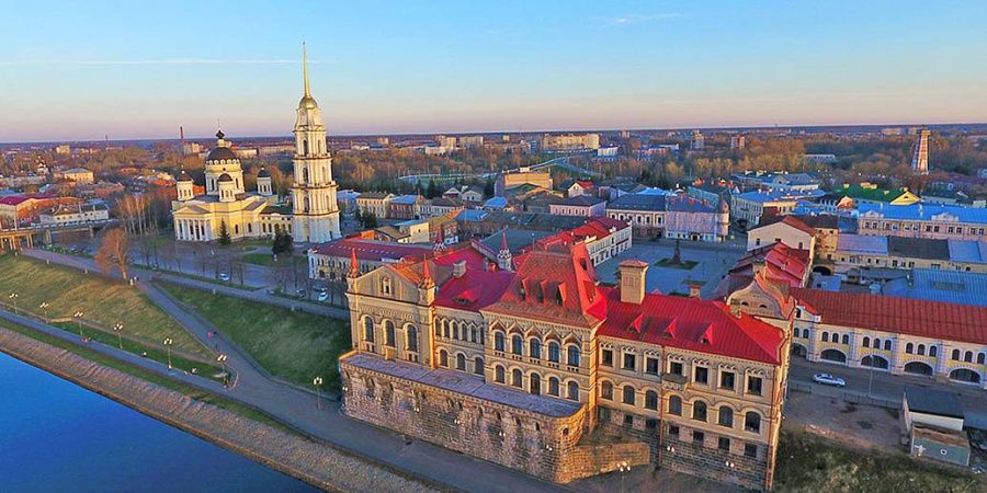 История и достопримечательности Рыбинска: от бурлаков до самоётов История и достопримечательности Рыбинска: от бурлаков до самоётов