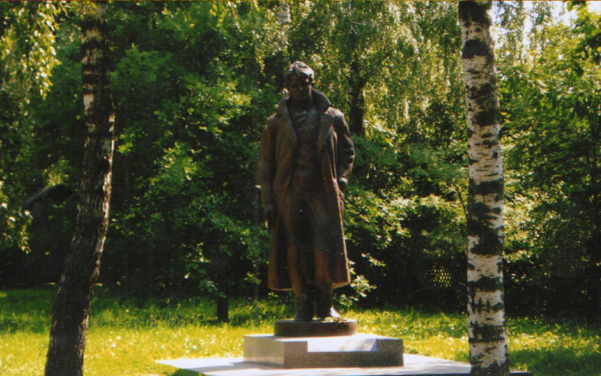 В Константиново, к Сергею Есенину