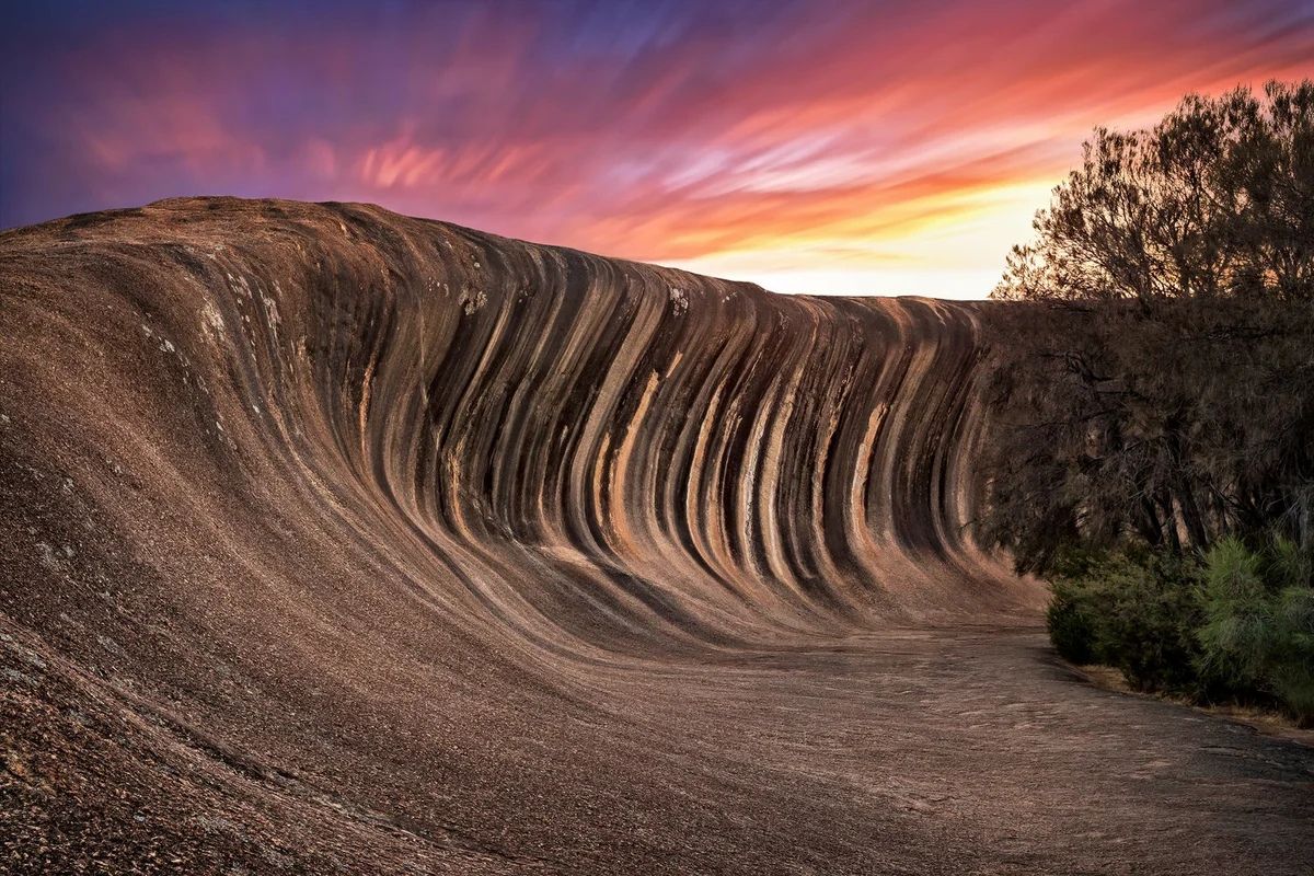 Чудеса природы: скала Wave Rock
