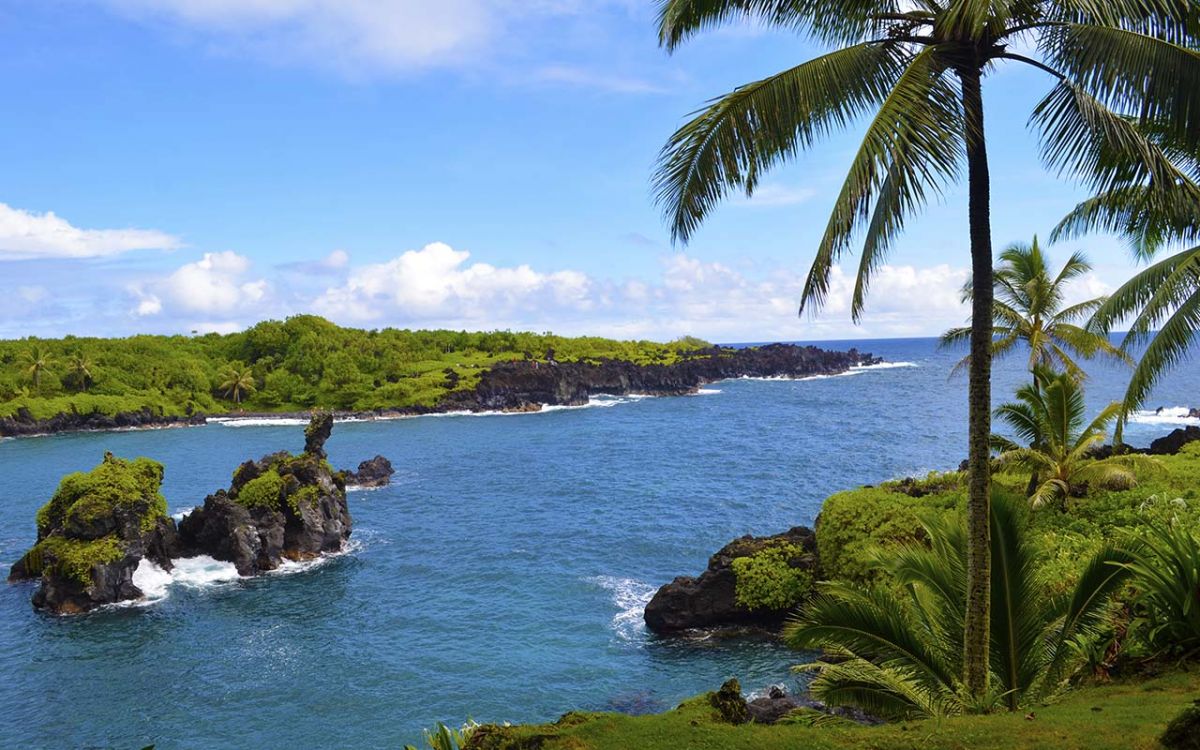 Waiʻānapanapa - Сверкающая Вода Waiʻānapanapa - Сверкающая Вода