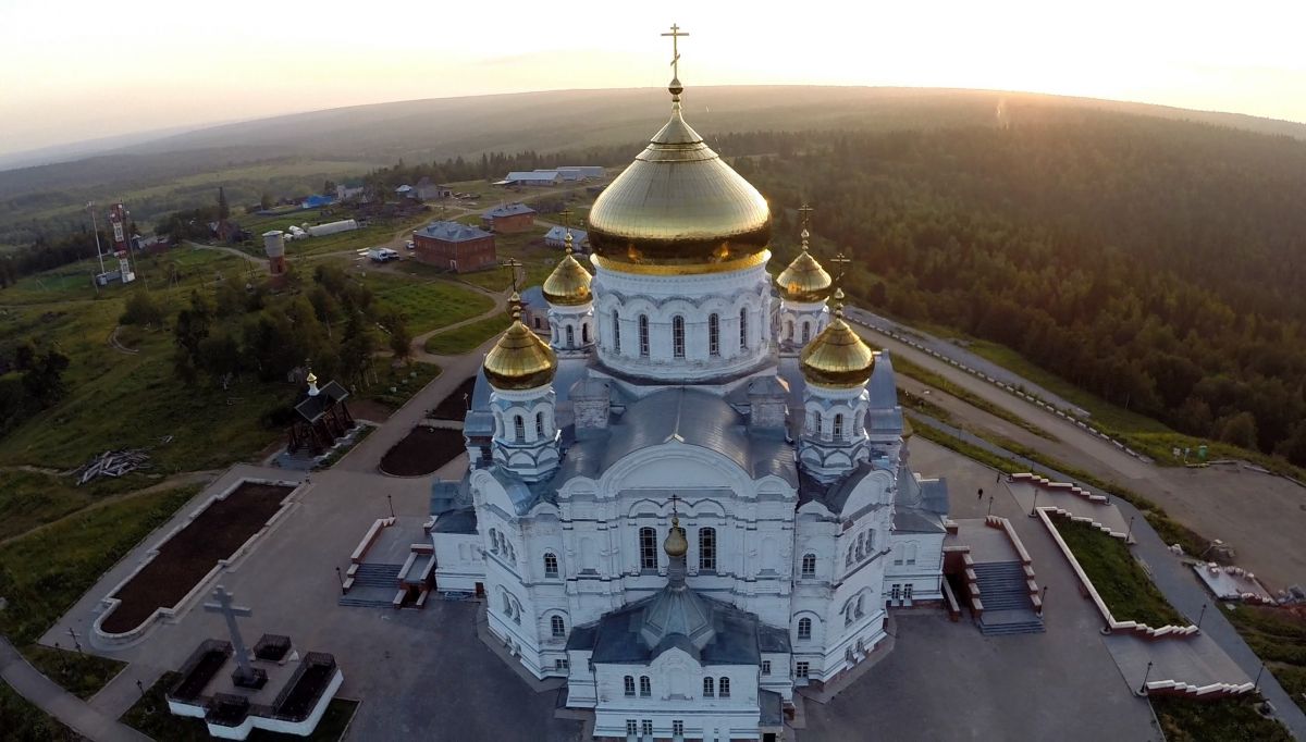 УРАЛЬСКИЙ АФОН НА БЕЛОЙ ГОРЕ