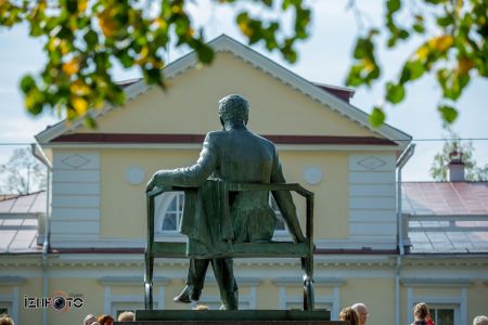 Они родились в Воткинске! Или чем заняться и что посмотреть в городе