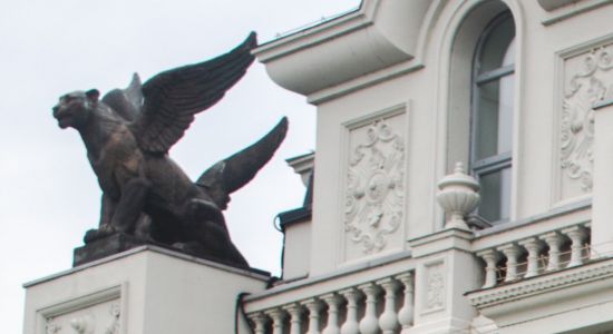 Куда свернуть со всеми известной пешеходной улицы Баумана?