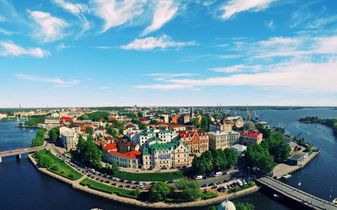 Почему будучи в Санкт-Петербурге, нужно обязательно посетить Выборг?
