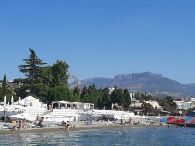 Набережная Алушты — все виды курортных развлечений
