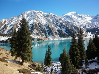 Страна степей, гор и красивых людей