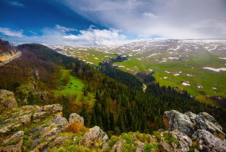 Уникальные места России: плато Лагонаки