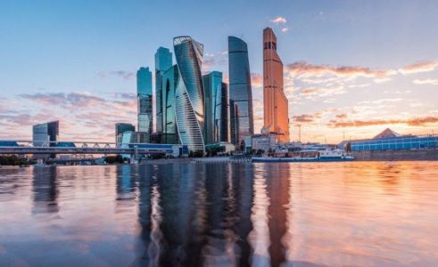 Где в Москве можно перекусить или отдохнуть недорого с друзьями?