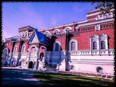 Прогулка по музеям в Гусь - Хрустальном: «Город мастеров стекла» часть 1