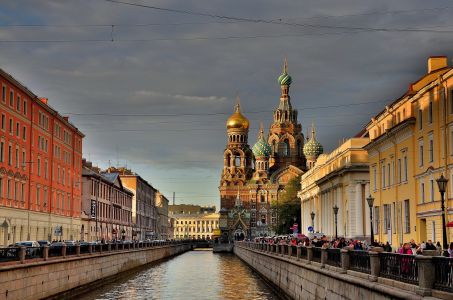 10 причин поехать летом в Питер