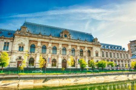 Что посмотреть в Бухаресте: краткий путеводитель по столице Румынии