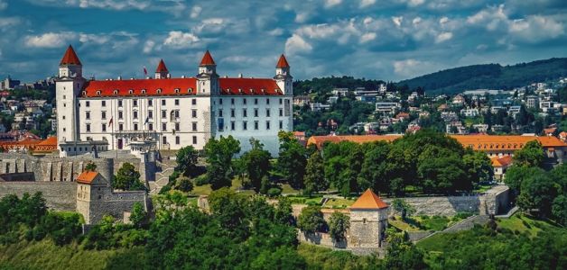 "Средневековое очарование": Братислава, столица Словакии